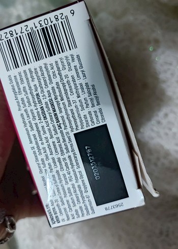 Deluxe Saç Boyası 4-0 Kestane - Görsel 3