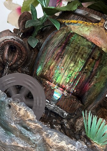 Değirmen tasarımlı renkli led ışıklı su şelalesi - Görsel 5