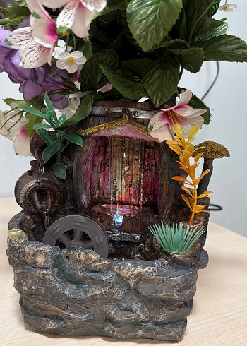 Değirmen tasarımlı renkli led ışıklı su şelalesi - Görsel 2