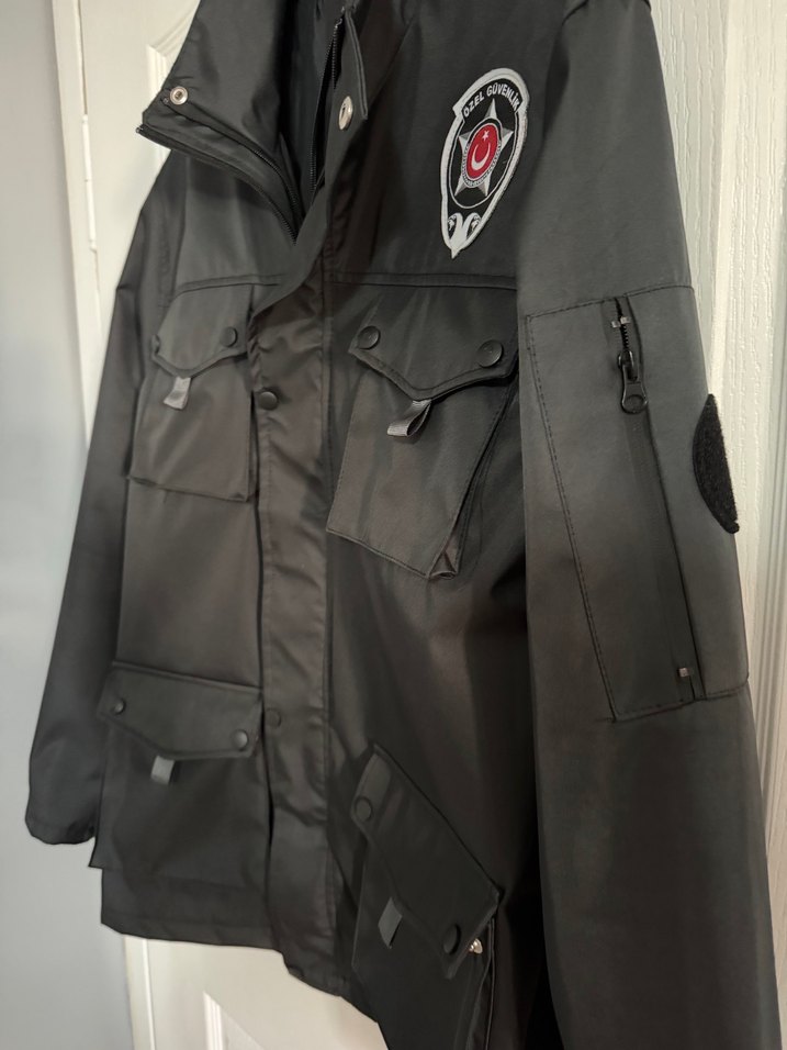 Siyah özel güvenlik mont - Görsel 4