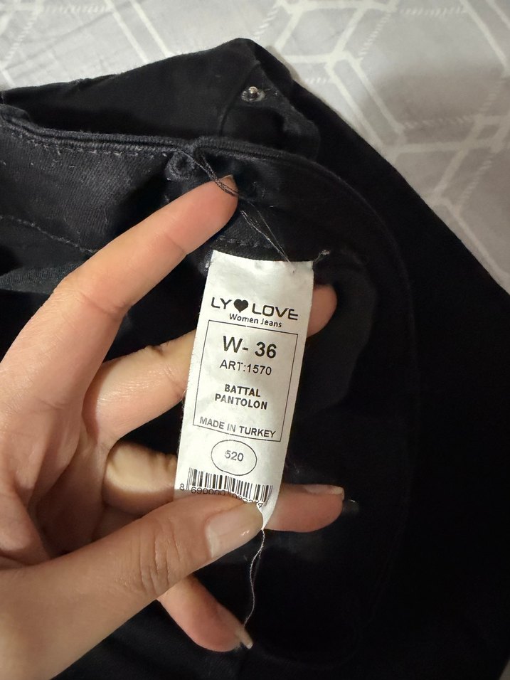 Kadın Siyah Midi Boy Bol Kesim Kot Pantolon - Görsel 3