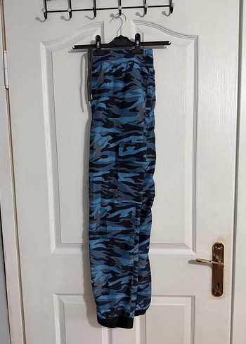 Erkek Mavi Kamuflaj Bol Kesim Kargo Pantolon - Görsel 2