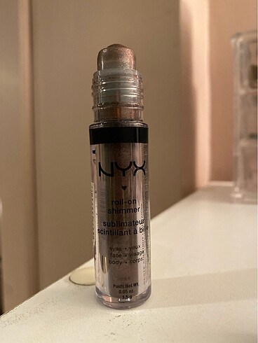 Beden Renk Nyx shimmer