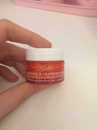 Canlandırıcı aydınlatıcı maske