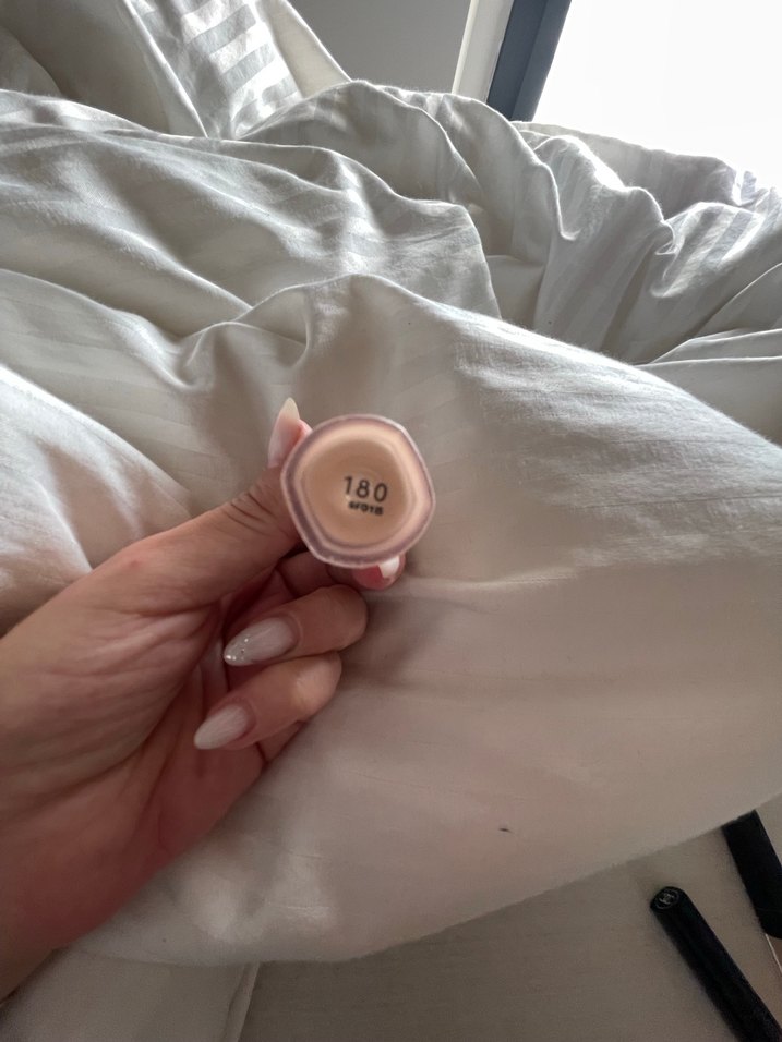 Fenty Beauty kapatıcı - Görsel 2