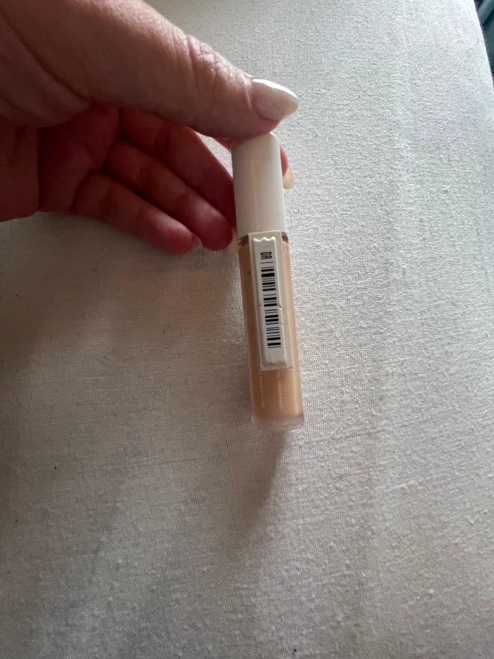 Fenty Beauty kapatıcı - Görsel 3
