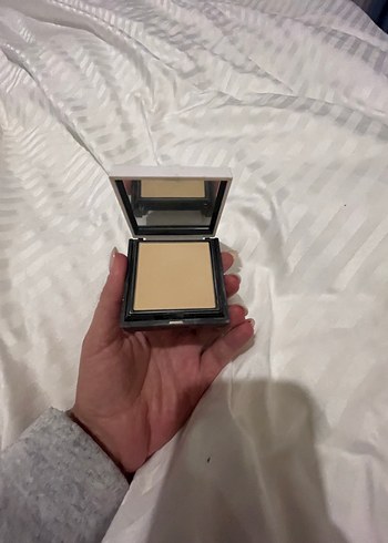 Benefit Hello Flawless Pudra - Görsel 3