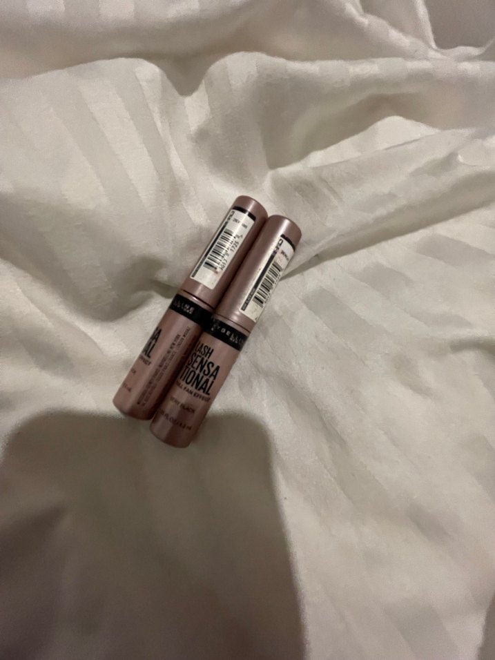 Maybeline Bej Parlak Maskara - Görsel 2