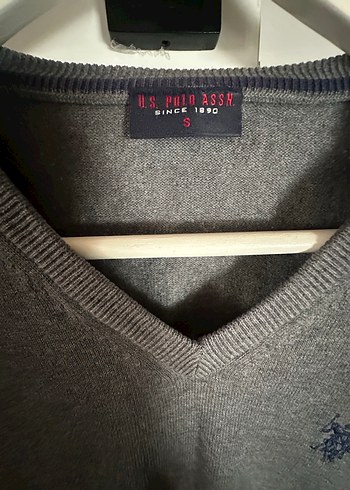 Gri V Yaka Erkek Triko Kazak - Görsel 2