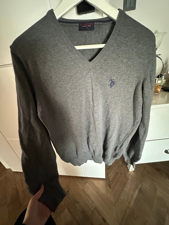 Gri V Yaka Erkek Triko Kazak - Görsel 3