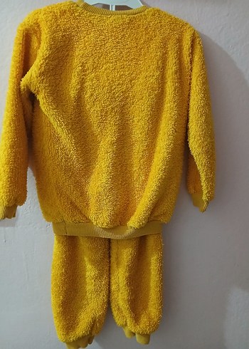 Sarı Nakışlı Çocuk Polar Pijama Takımı - Görsel 2