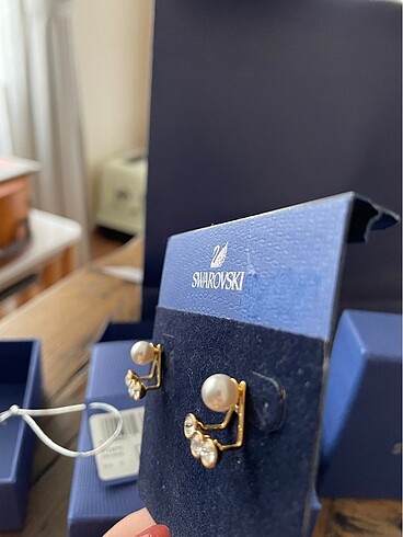 Swarovski küpe