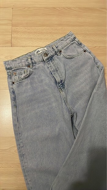Zara straight fit jean