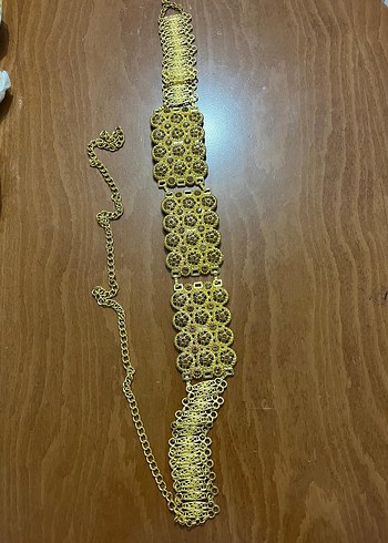 Altın Renkli Taşlı Kadın Zincir Bileklik - Görsel 2