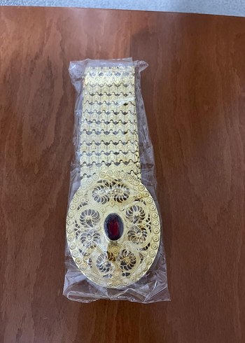 Altın Renkli Taşlı Kadın Zincir Bileklik - Görsel 6