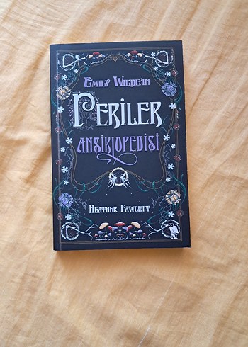 Periler Ansiklopedisi Roman Kitap
