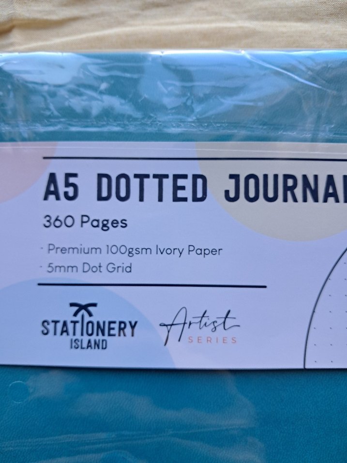 Stationery Island noktalı defter - Görsel 3