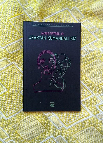 Uzaktan kumandalı kız