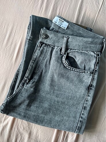 Bershka Jean