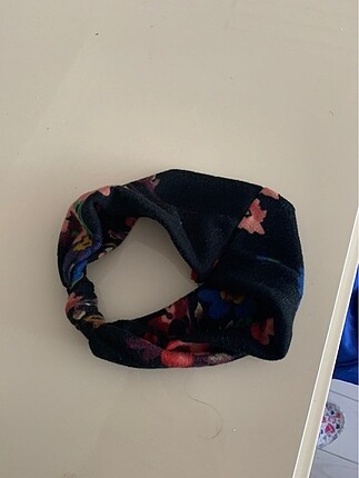 mavi bandana