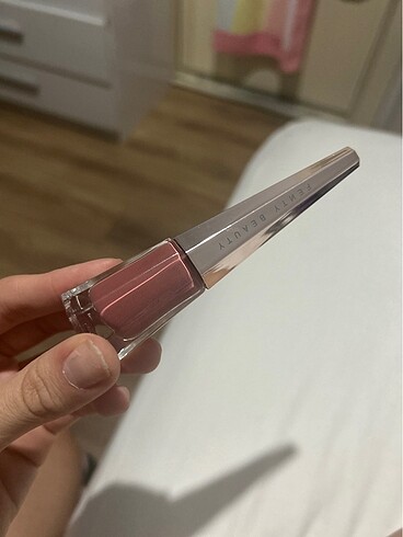 Fenty mat ruj