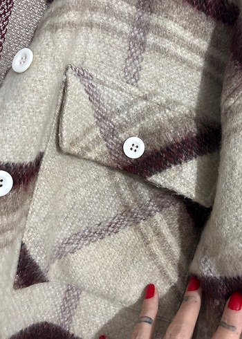 Düğmeli Kahverengi Gri Yün Kadın Gömlek - Görsel 4