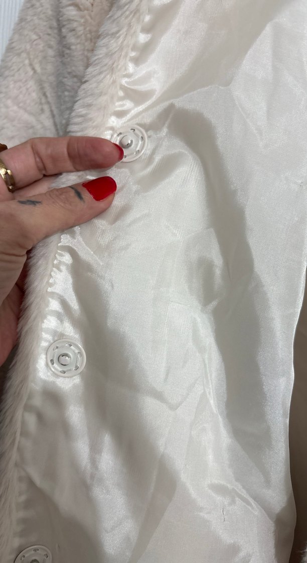 Bej Midi Uzunlukta Peluş Kadın Mont - Görsel 2