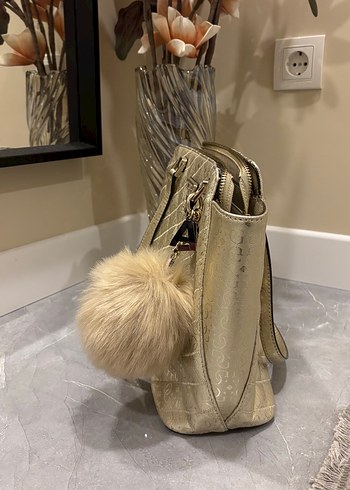 Bej Parlak guess Deri Kadın Çanta - Görsel 3