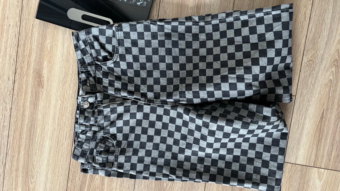 Gri Kareli Bol Kesim Kot Pantolon - Görsel 2