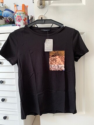 Pullu tshirt