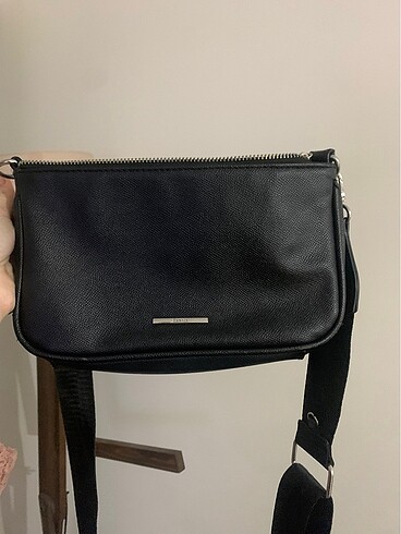 Bershka küçük çanta