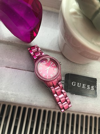 Guess saat