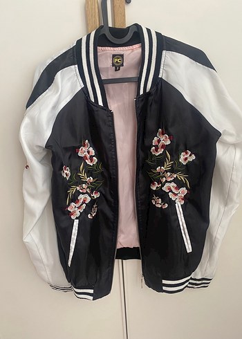 Nakışlı Siyah Beyaz Oversize Kadın Ceket