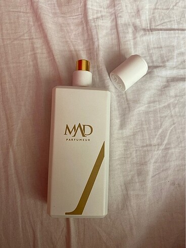 Mad parfüm 100 ml W214