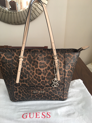 Diğer Guess Orjinal Çanta????????????????