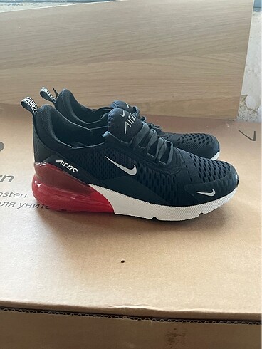 Nike Ayakkabı