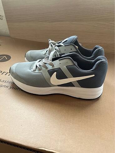 42 Beden Nike Ayakkabı