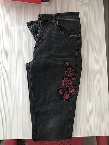 Mavi Jeans MAVİ SİYAH NAKIŞLI JEANS