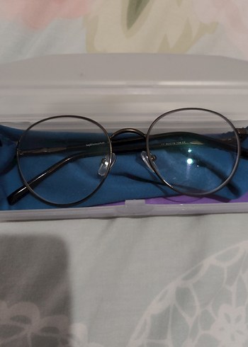 Kahverengi Minimalist Kadın Gözlüğü - Görsel 4