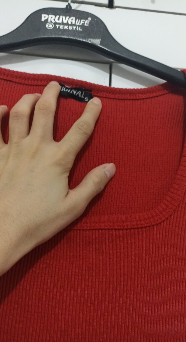 Kısa Kollu Kırmızı Kadın Tişört - Görsel 4