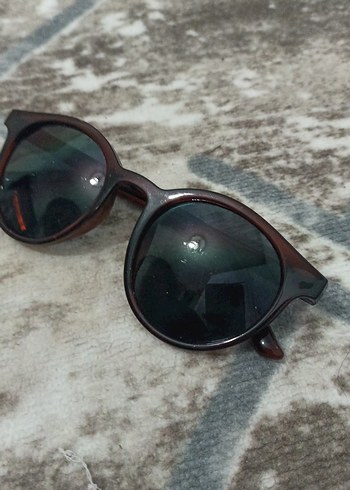 Siyah Kayışlı Rock Punk Kadın Gözlüğü - Görsel 2