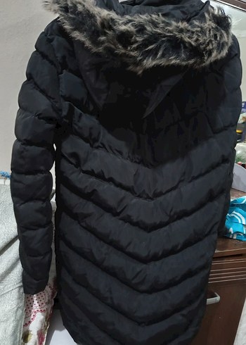 Siyah Kadın Kapüşonlu Kışlık Mont - Görsel 2