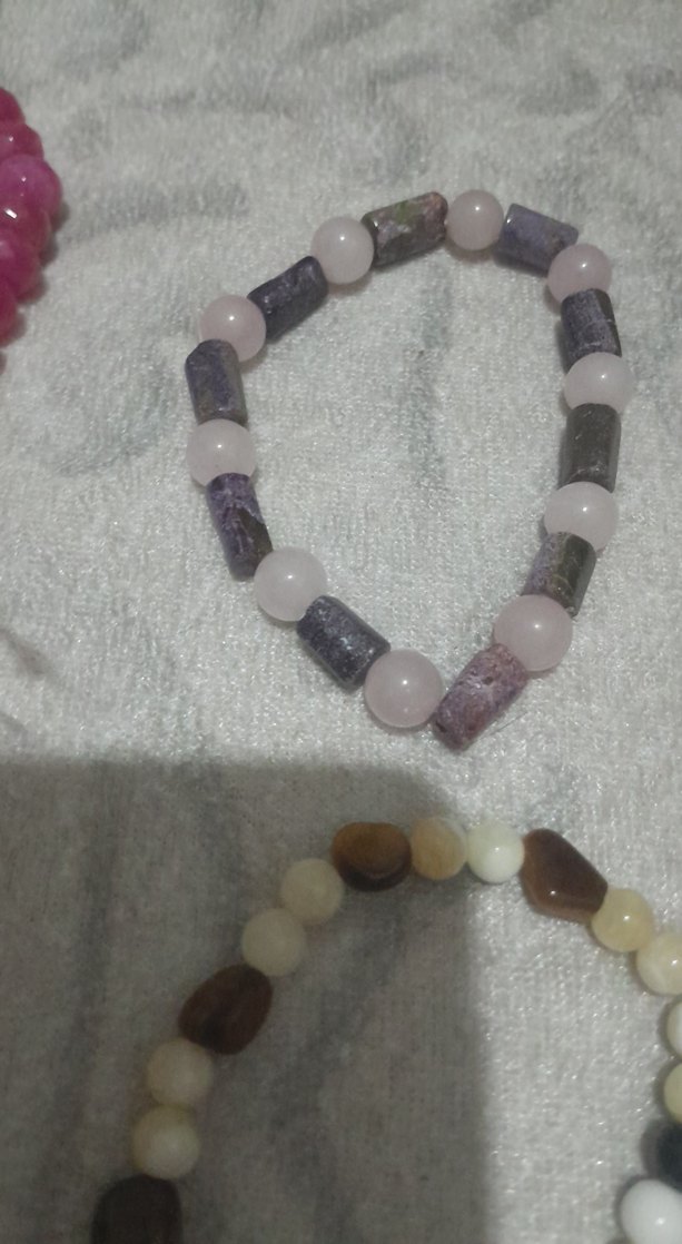 Pembe Boncuklu Kadın Bileklik - Görsel 3