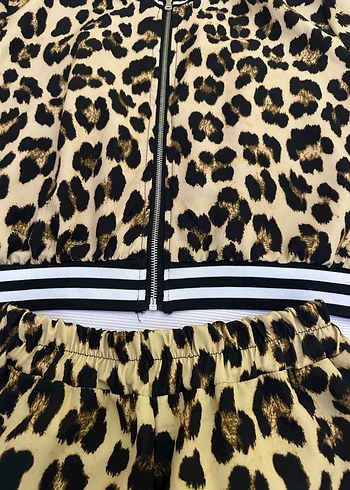 Leopar Desenli Kadın Eşofman Takımı - Görsel 10