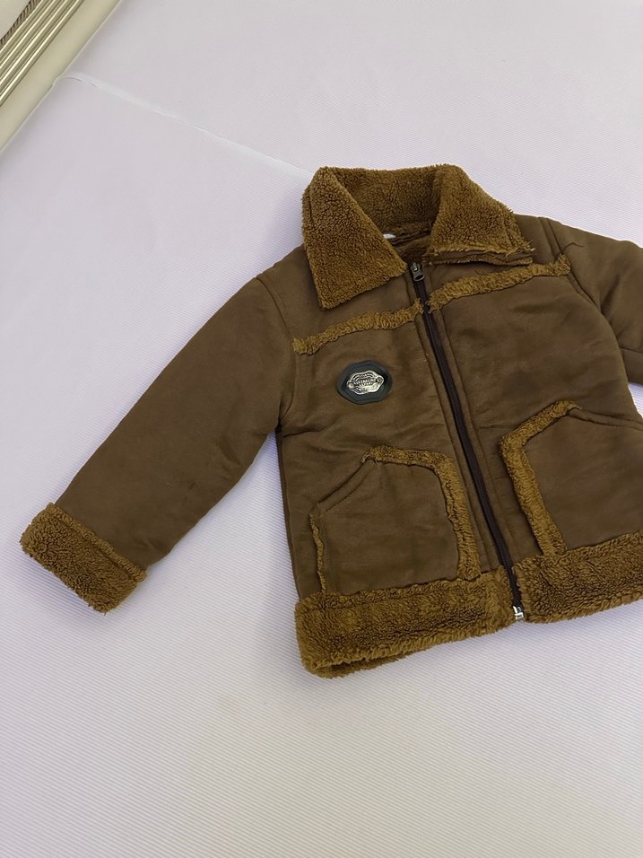 Kahverengi Erkek Çocuk Kürklü Mont - Görsel 2