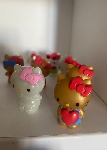 Renkli Hello Kitty Aksiyon Figürleri