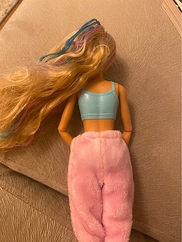  Beden Renk Barbie Cutie Reveal