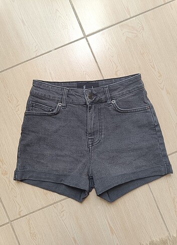 Kot şort - Görsel 3