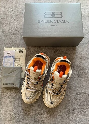 36 Beden çeşitli Renk Balenciaga track 36,45 arası numaralar