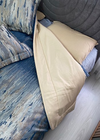 Mavi Gri Batik Desenli Yatak Örtüsü - Görsel 2